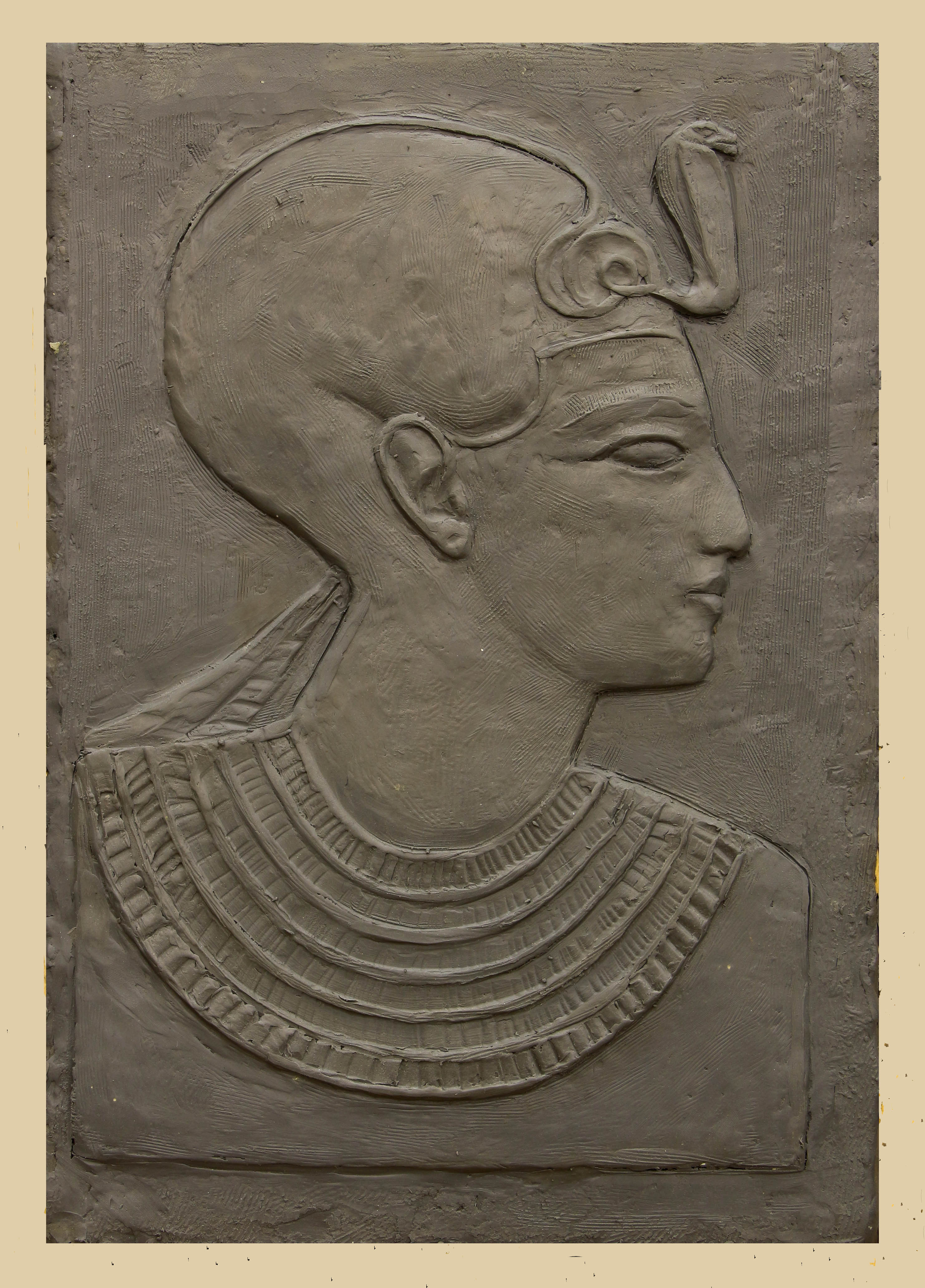 Барельеф - копия изображения фараона Сетти второго.