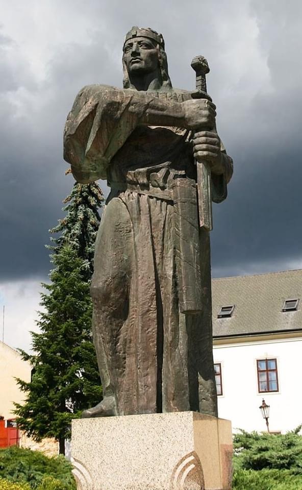 Монумент Князю Прибину г.Нитра, Словакия