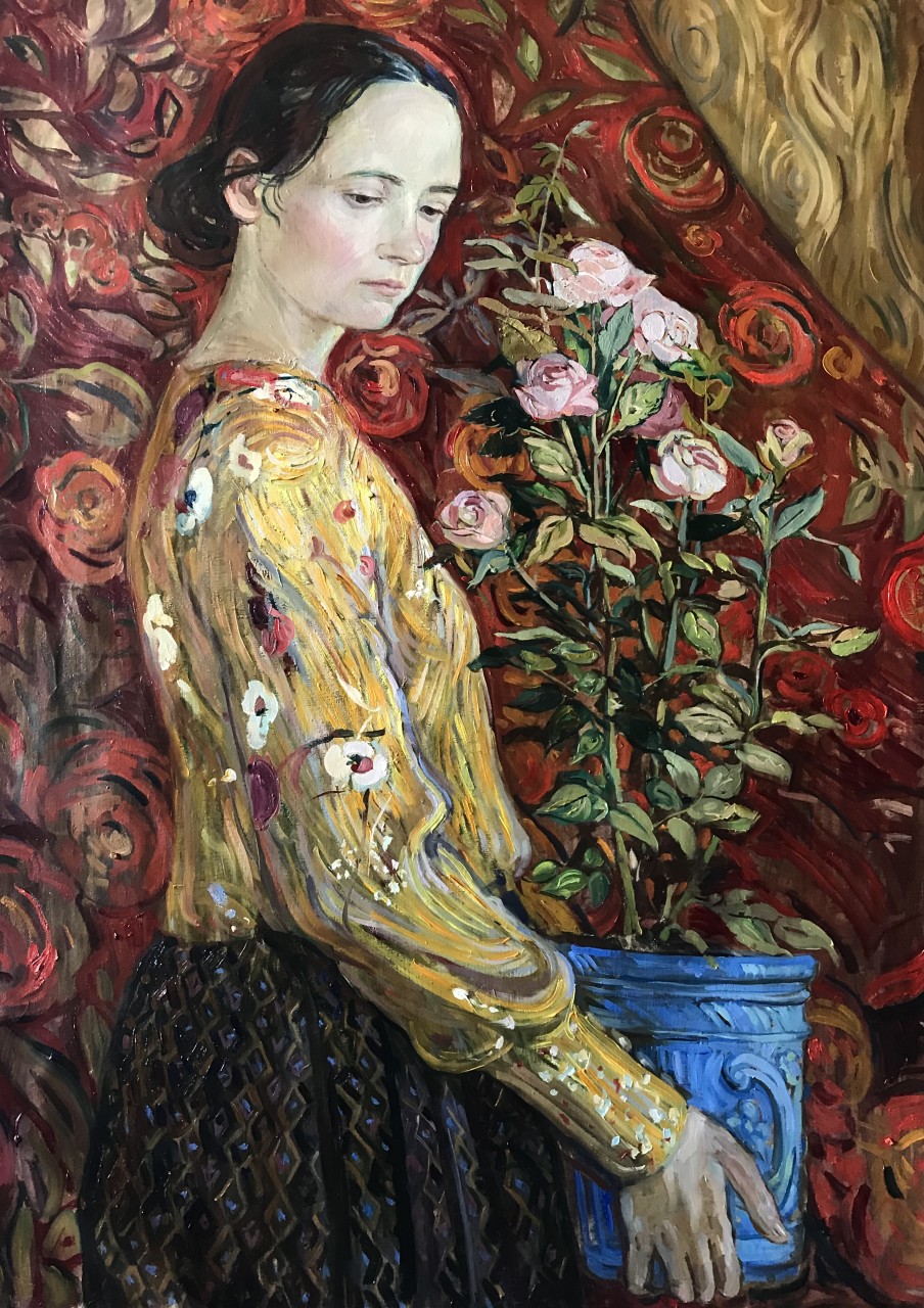 Портрет девушки с цветочным горшком